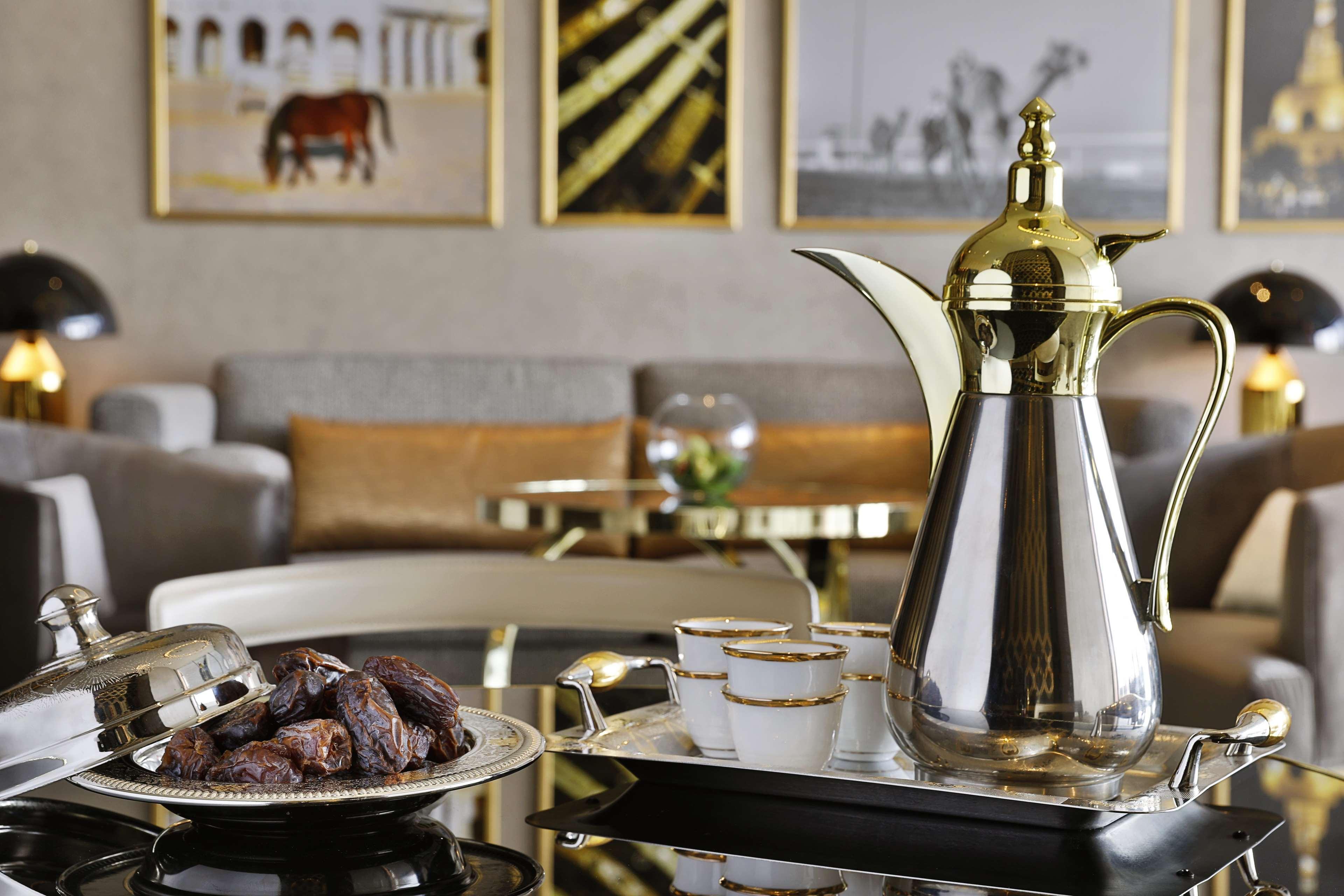 Alrayyan Hotel Doha, Curio Collection By Hilton Al Rayyan Exterior photo Arabic coffee pot
