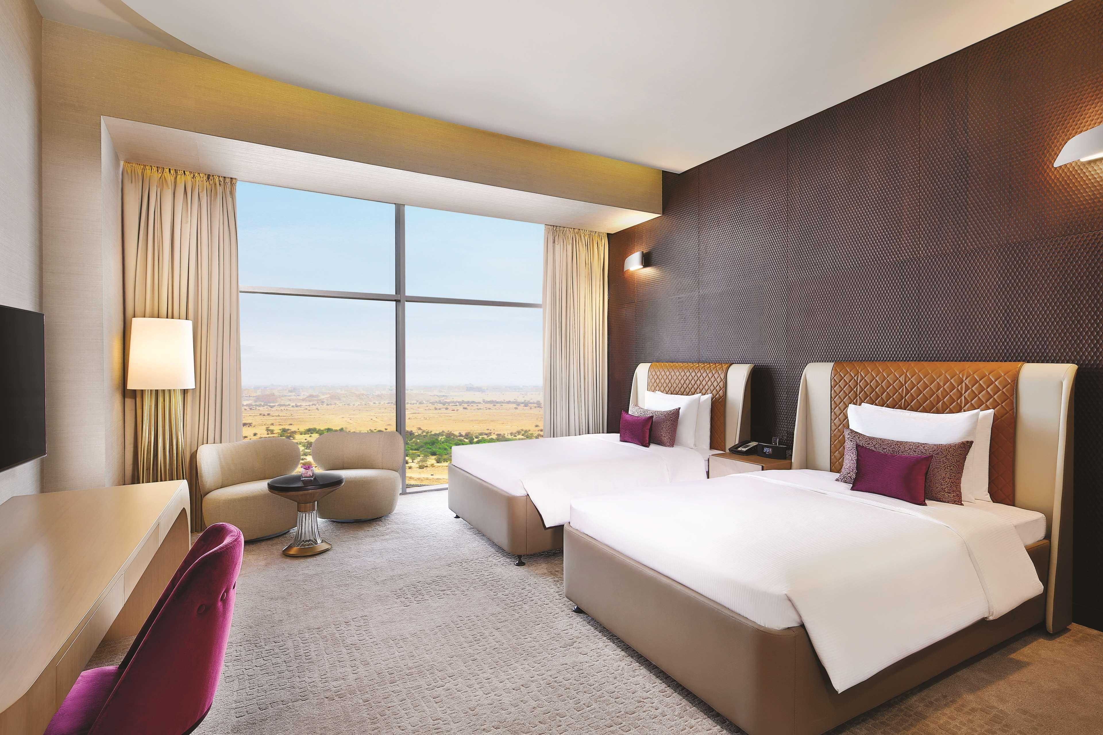 Alrayyan Hotel Doha, Curio Collection By Hilton Al Rayyan Exterior photo Deluxe Room