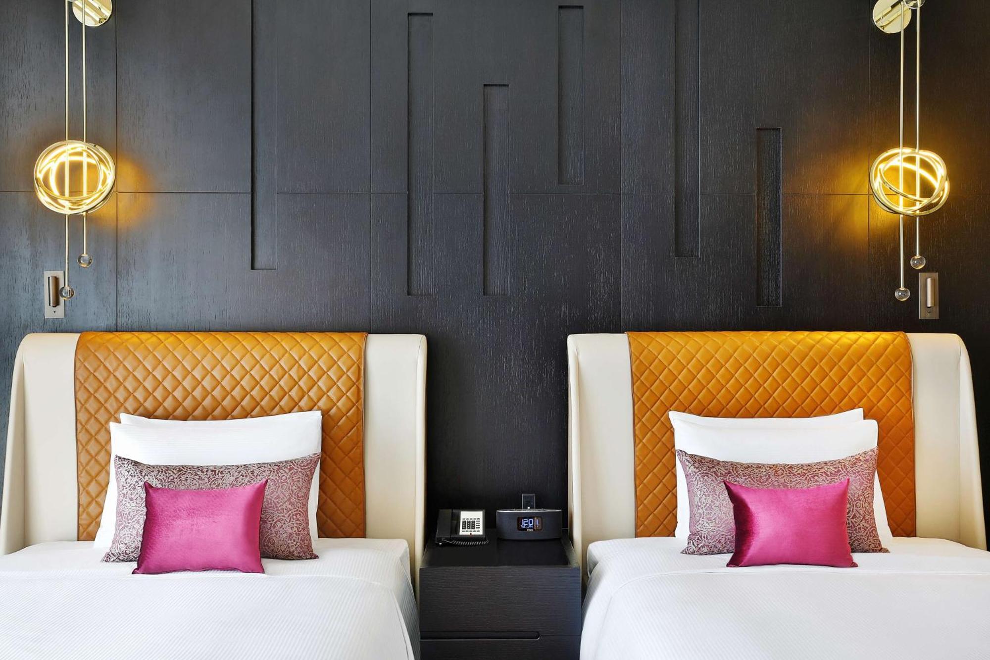 Alrayyan Hotel Doha, Curio Collection By Hilton Al Rayyan Exterior photo Deluxe Room
