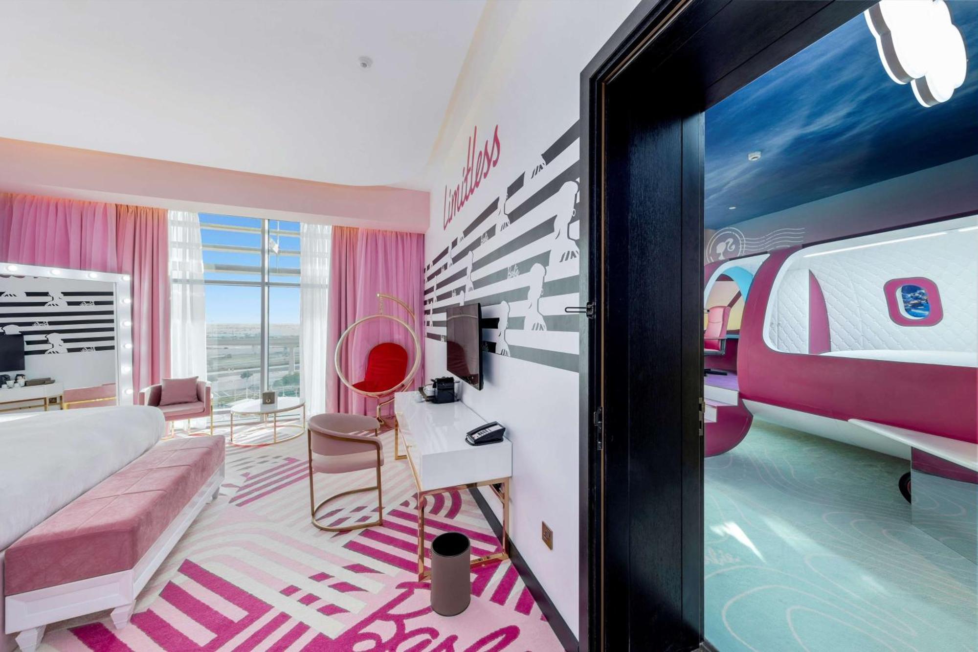 Alrayyan Hotel Doha, Curio Collection By Hilton Al Rayyan Exterior photo A room at the hotel