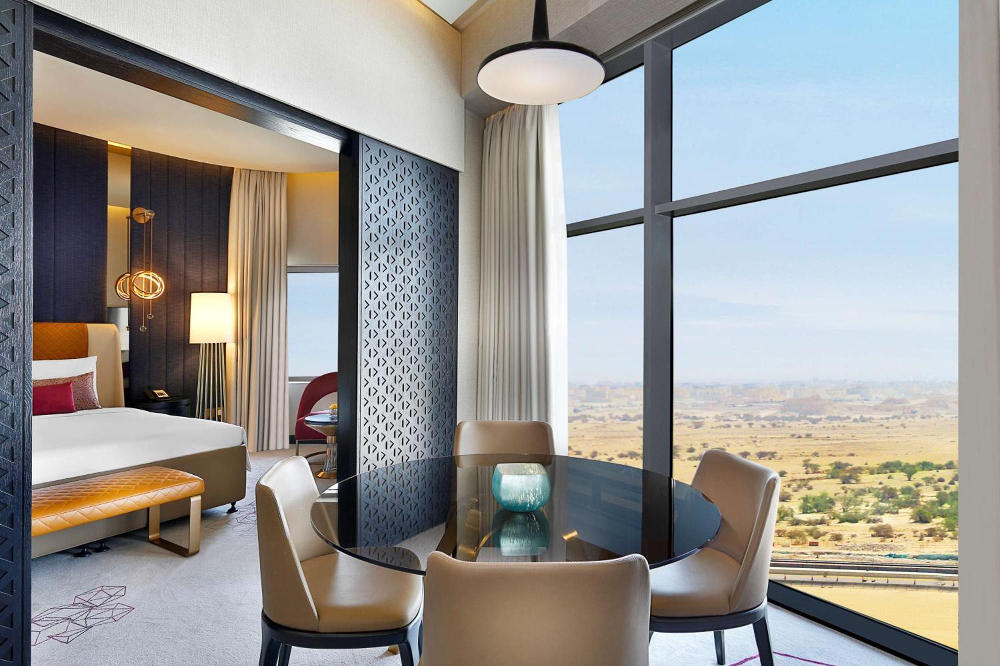 Alrayyan Hotel Doha, Curio Collection By Hilton Al Rayyan Exterior photo A suite at the Ritz-Carlton, Al Waha