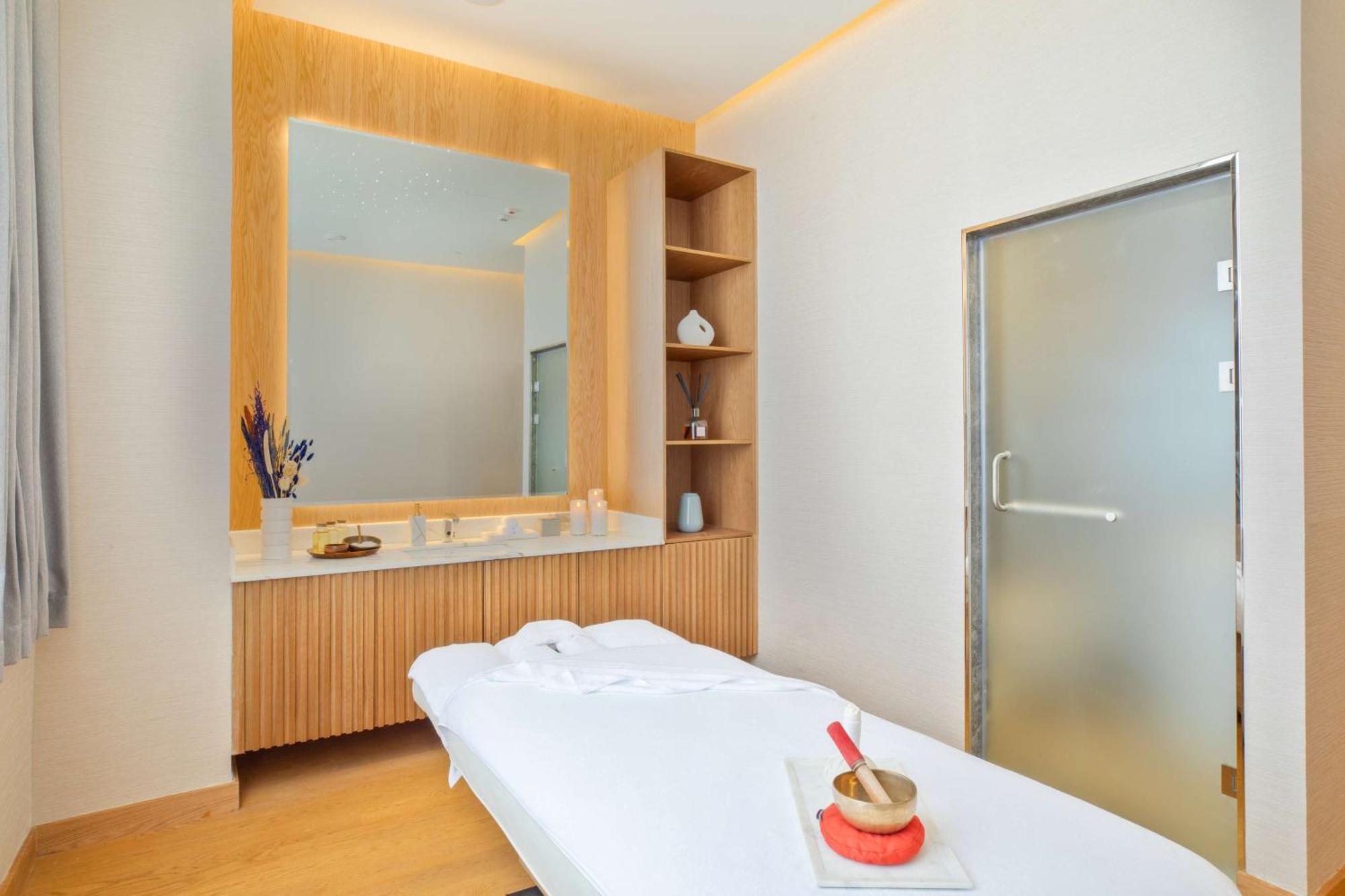 Alrayyan Hotel Doha, Curio Collection By Hilton Al Rayyan Exterior photo